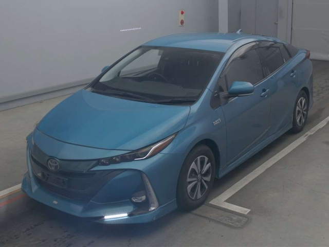 TOYOTA PRIUS PHV 2017