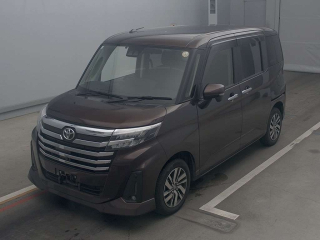 TOYOTA ROOMY 2021