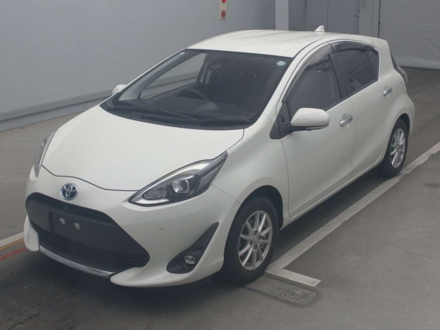 TOYOTA AQUA 2020