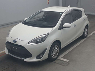 TOYOTA AQUA 2020