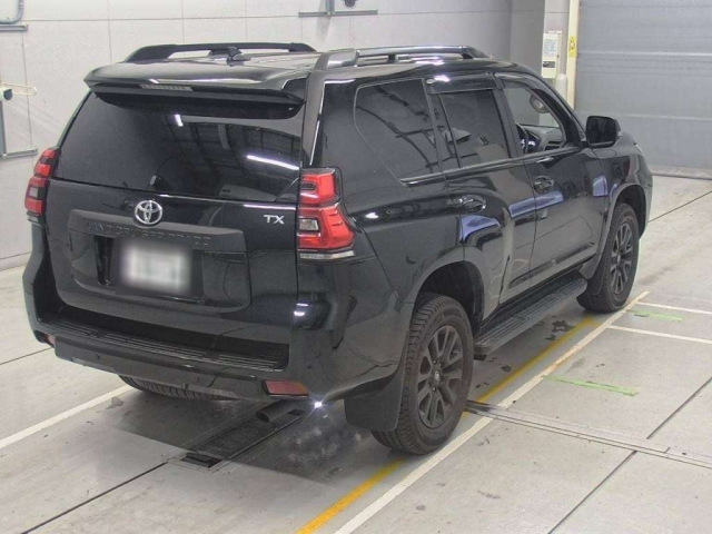 TOYOTA LAND CRUISER PRADO 2023