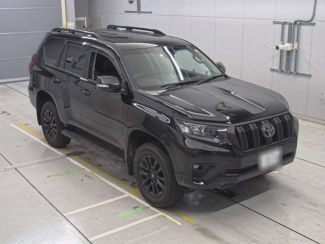 TOYOTA LAND CRUISER PRADO 2023