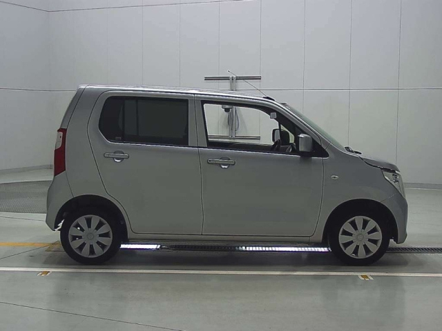 SUZUKI WAGON R 2016