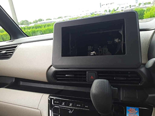 NISSAN ROOX 2023