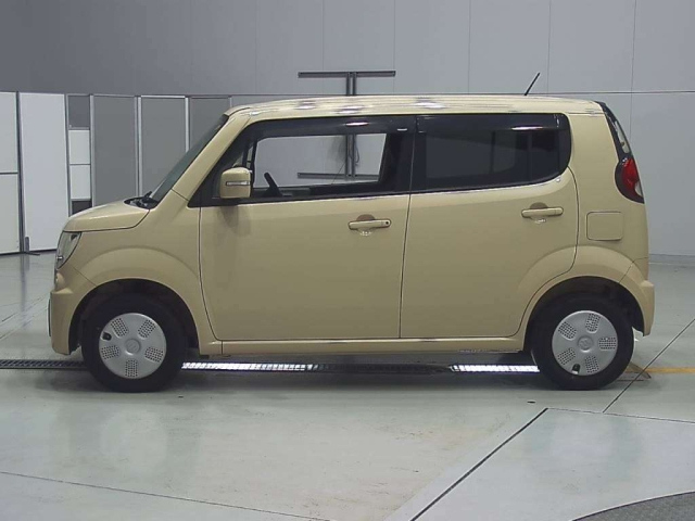 SUZUKI MRWAGON 2012