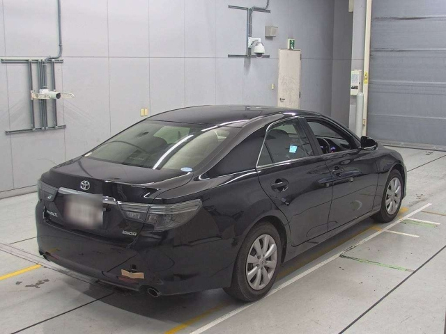 TOYOTA MARK X 2018