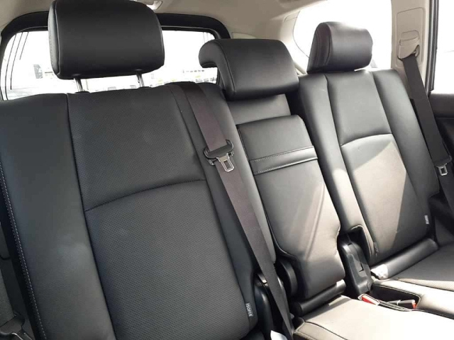 TOYOTA LAND CRUISER PRADO 2023