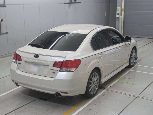 SUBARU LEGACY B4 2012