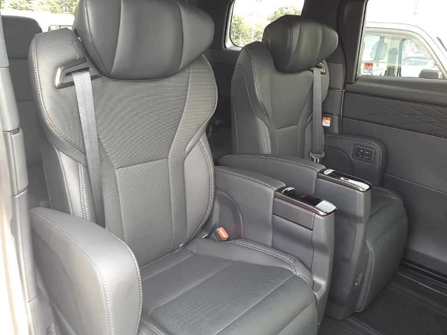 TOYOTA ALPHARD 2025