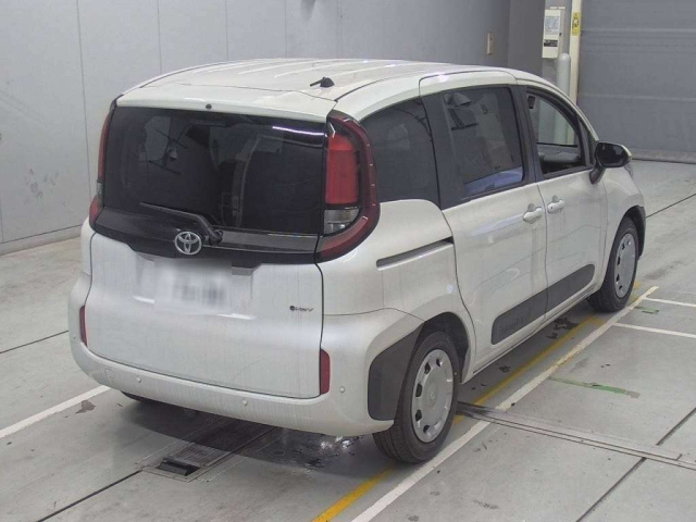 TOYOTA SIENTA 2025