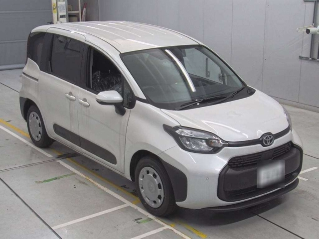 TOYOTA SIENTA 2025