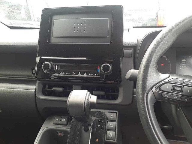 TOYOTA SIENTA 2025