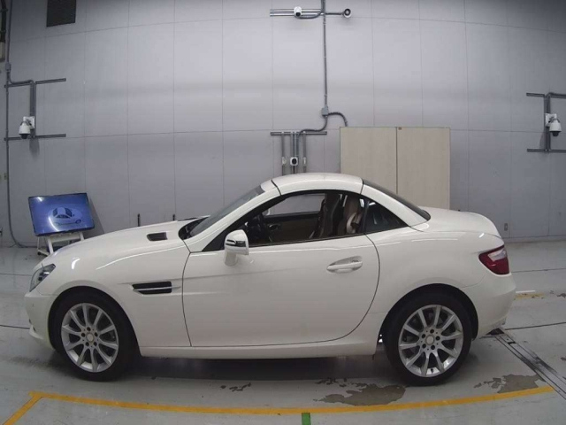 MERCEDES BENZ SLK CLASS 2011