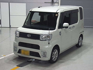 TOYOTA PIXIS MEGA 2020