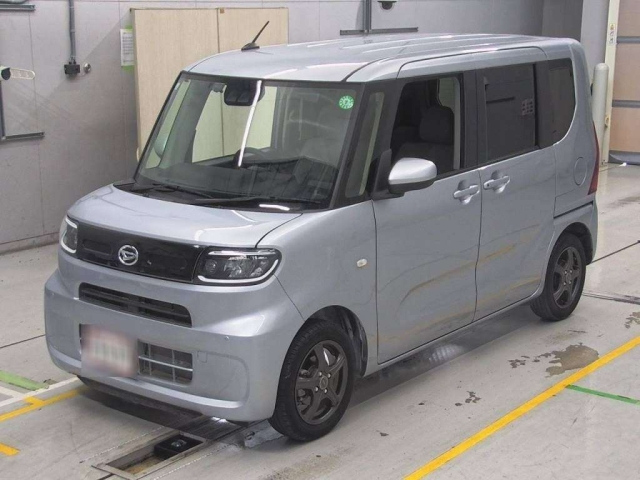 DAIHATSU TANTO 2021