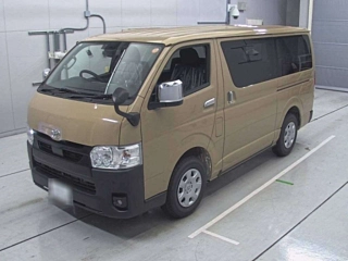 TOYOTA HIACE VAN 2025