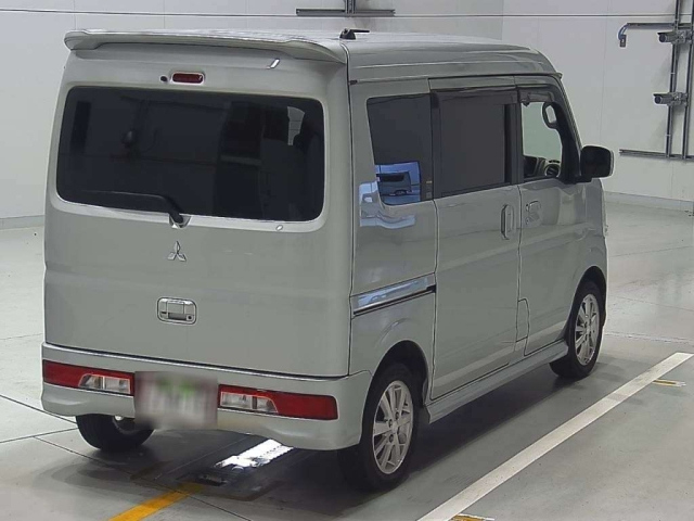 MITSUBISHI TOWNBOX 2015