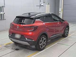 Заказать RENAULT CAPTUR