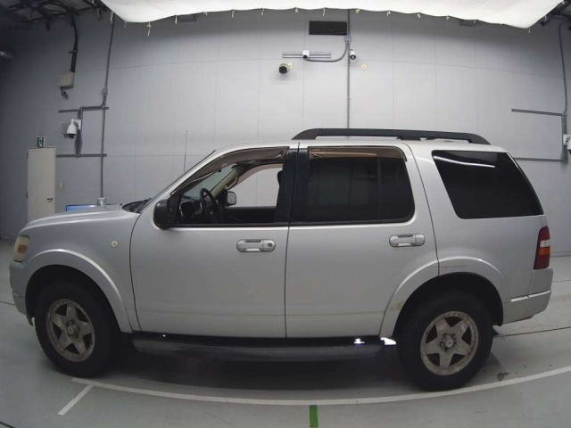 FORD EXPLORER 2010