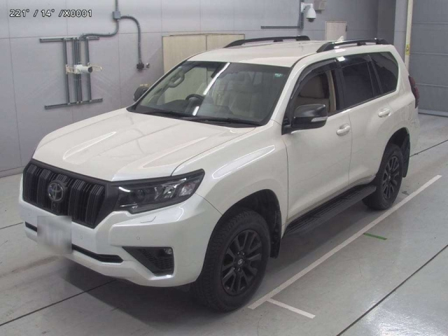 TOYOTA LAND CRUISER PRADO 2023