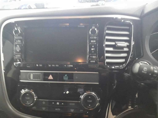MITSUBISHI OUTLANDER PHEV 2019