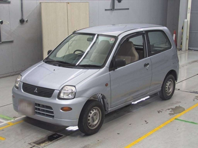 MITSUBISHI MINICA 2011