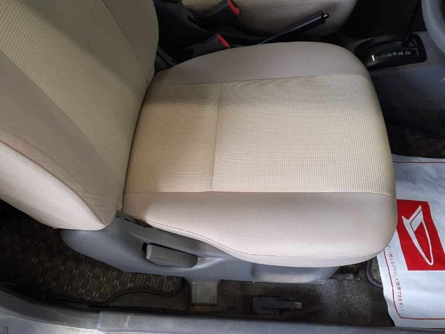 MITSUBISHI MINICA 2011