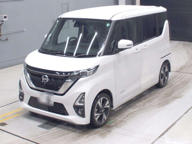 NISSAN ROOX 2022
