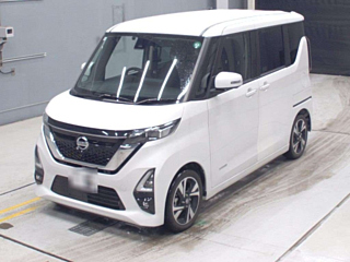 NISSAN ROOX 2022