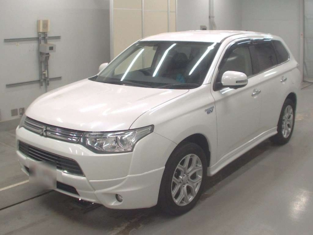 MITSUBISHI OUTLANDER PHEV 2014