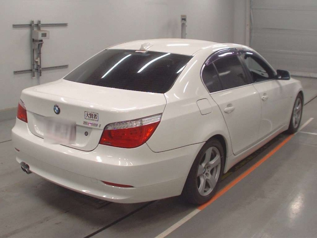 BMW 5 SERIES 2009