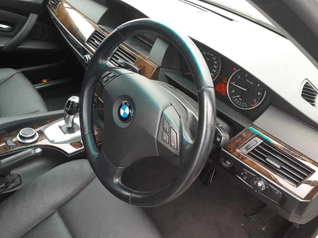 BMW 5 SERIES 2009