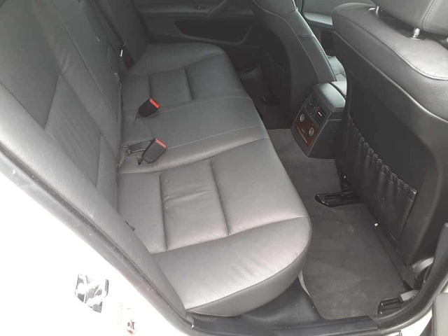 BMW 5 SERIES 2009