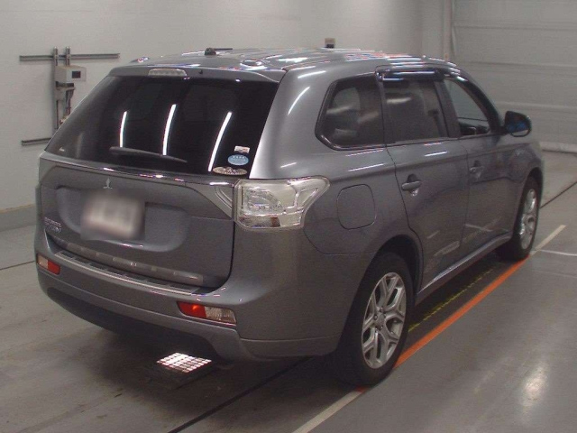 MITSUBISHI OUTLANDER PHEV 2014