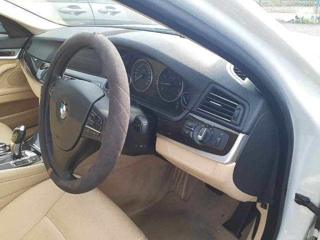 BMW 5 SERIES 2013