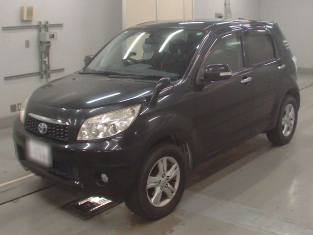 TOYOTA RUSH 2009