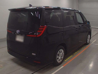 Заказать TOYOTA NOAH