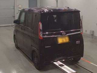 NISSAN ROOX 2023