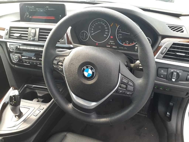 BMW 3 SERIES 2016