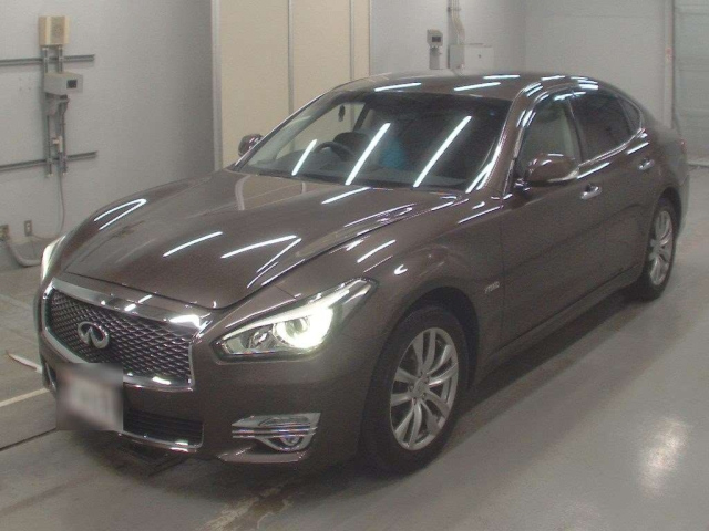 NISSAN FUGA 2015