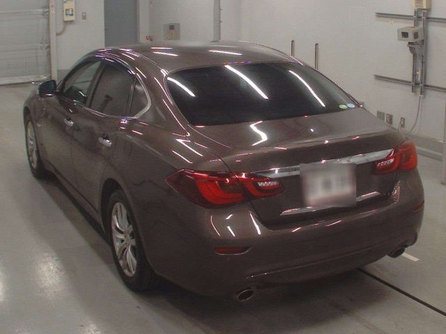 NISSAN FUGA 2015