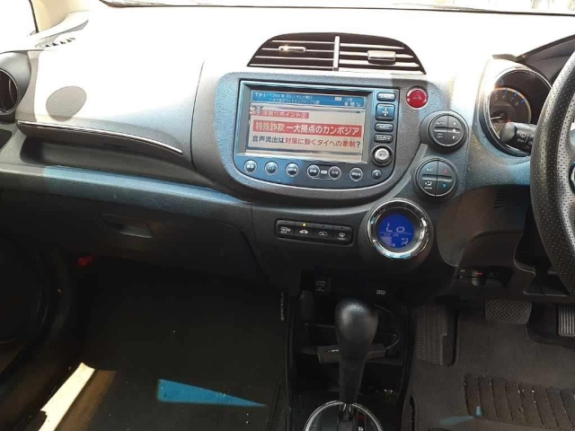 HONDA FIT SHUTTLE 2012