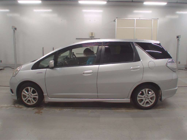 HONDA FIT SHUTTLE 2012