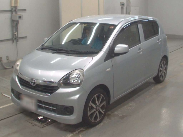 TOYOTA PIXIS EPOCH 2014