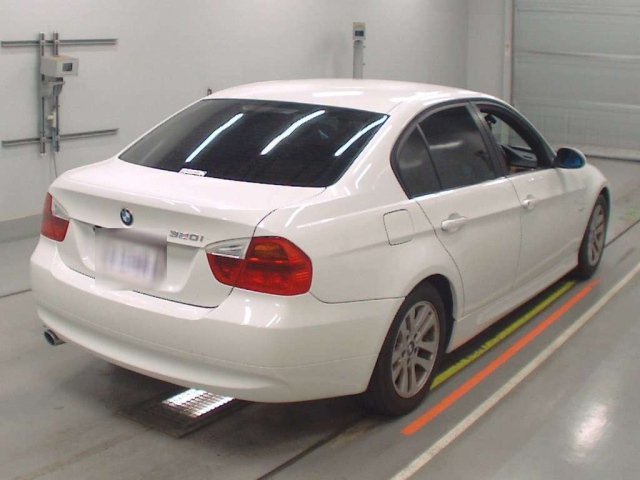 BMW 3 SERIES 2009