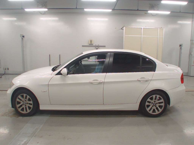 BMW 3 SERIES 2009