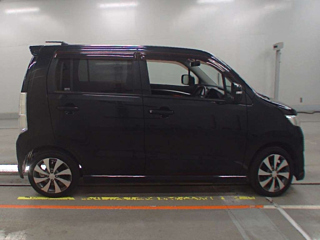 SUZUKI WAGON R 2011