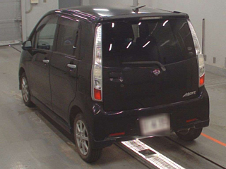 DAIHATSU MOVE 2011