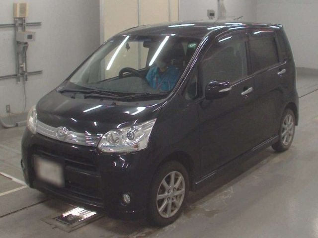 DAIHATSU MOVE 2011