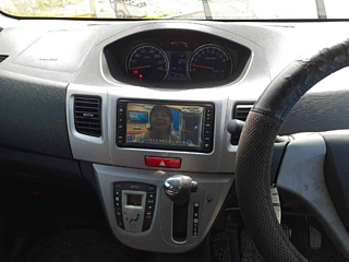 DAIHATSU MOVE 2011